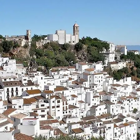Modern In Alcazaba Lagoon Apartment Estepona