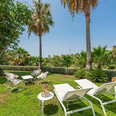 Modern In Alcazaba Lagoon Lejlighed